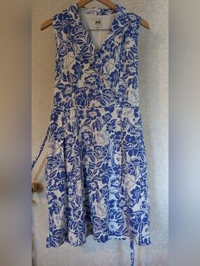 Anne Klein AK Faux Wrap Dress Sz.12. Blue & White